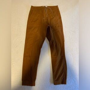 REI Tan Trailsmith Joggers Size 30/32